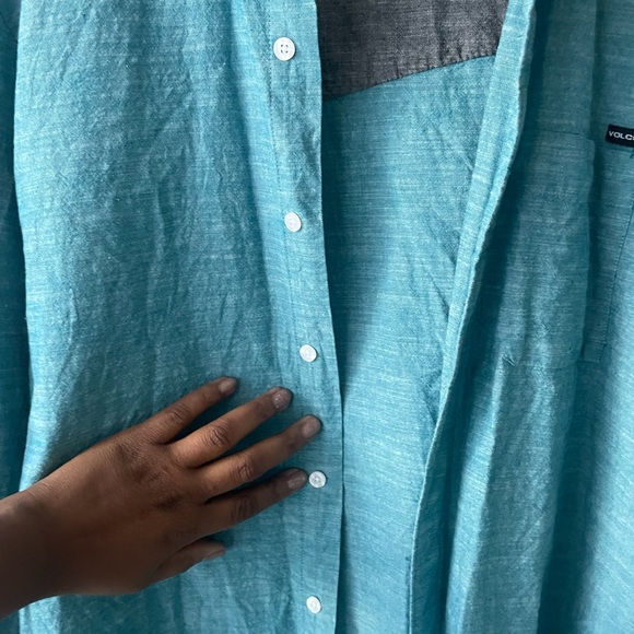 Volcom men’s button down - Picture 7 of 9